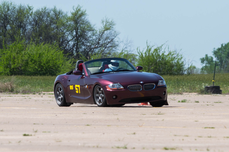 Illustration for article titled Huge Juicy Autocross Photodump